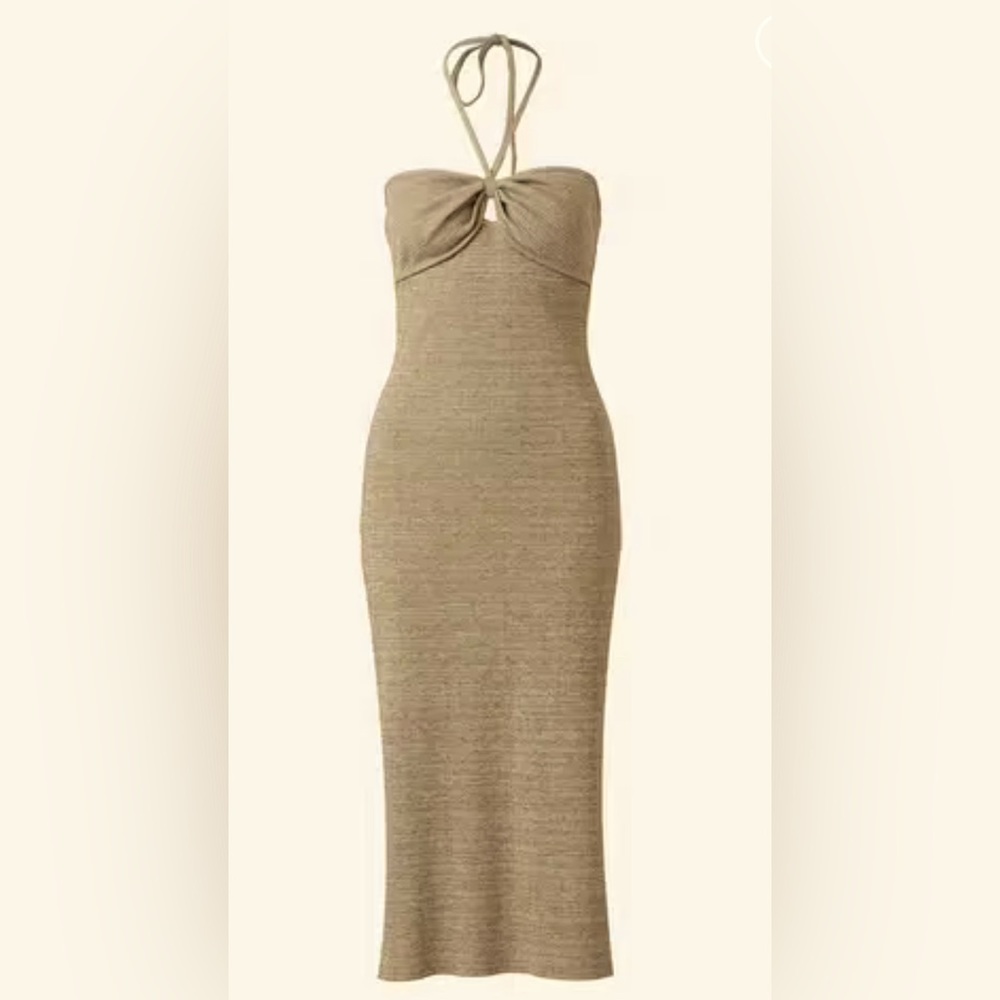 Australian designer viktoria and woods distillery dress